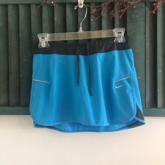 Nike Dresses & Skirts - Nike skort size XS Nike Dresses & Skirts - Nike skort size XS